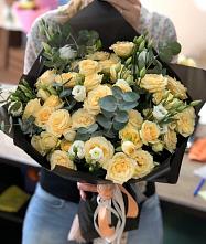 Букет цветов из:  Розы и Лизиантусы #REPLACE_PRED# Казачинском
